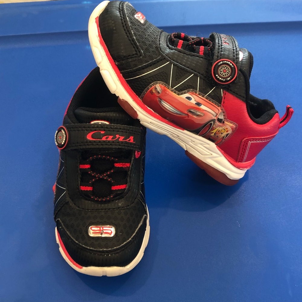 Disney / Pixar CARS Toddler Boys’ Light Up Shoes